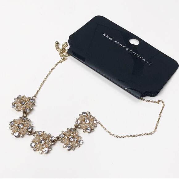 NY&Co Dainty Crystal & Pearl Necklace NEW - Picture 1 of 5